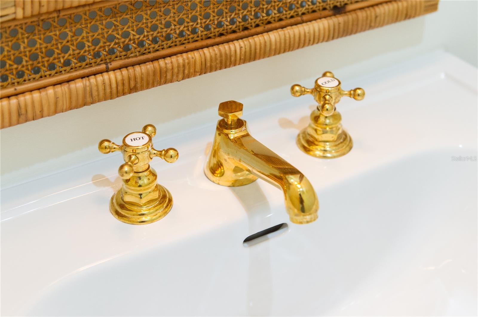 SUNSET PARK - Residential