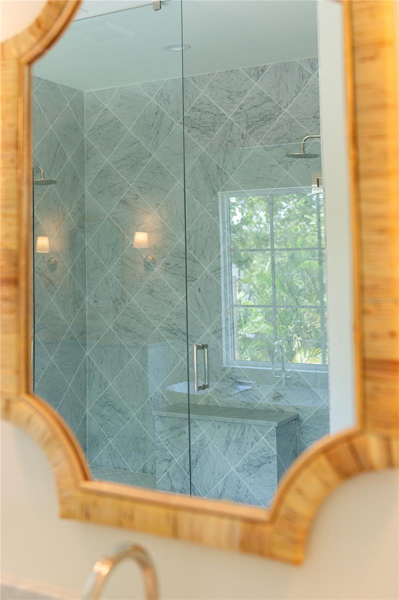 SUNSET PARK - Residential