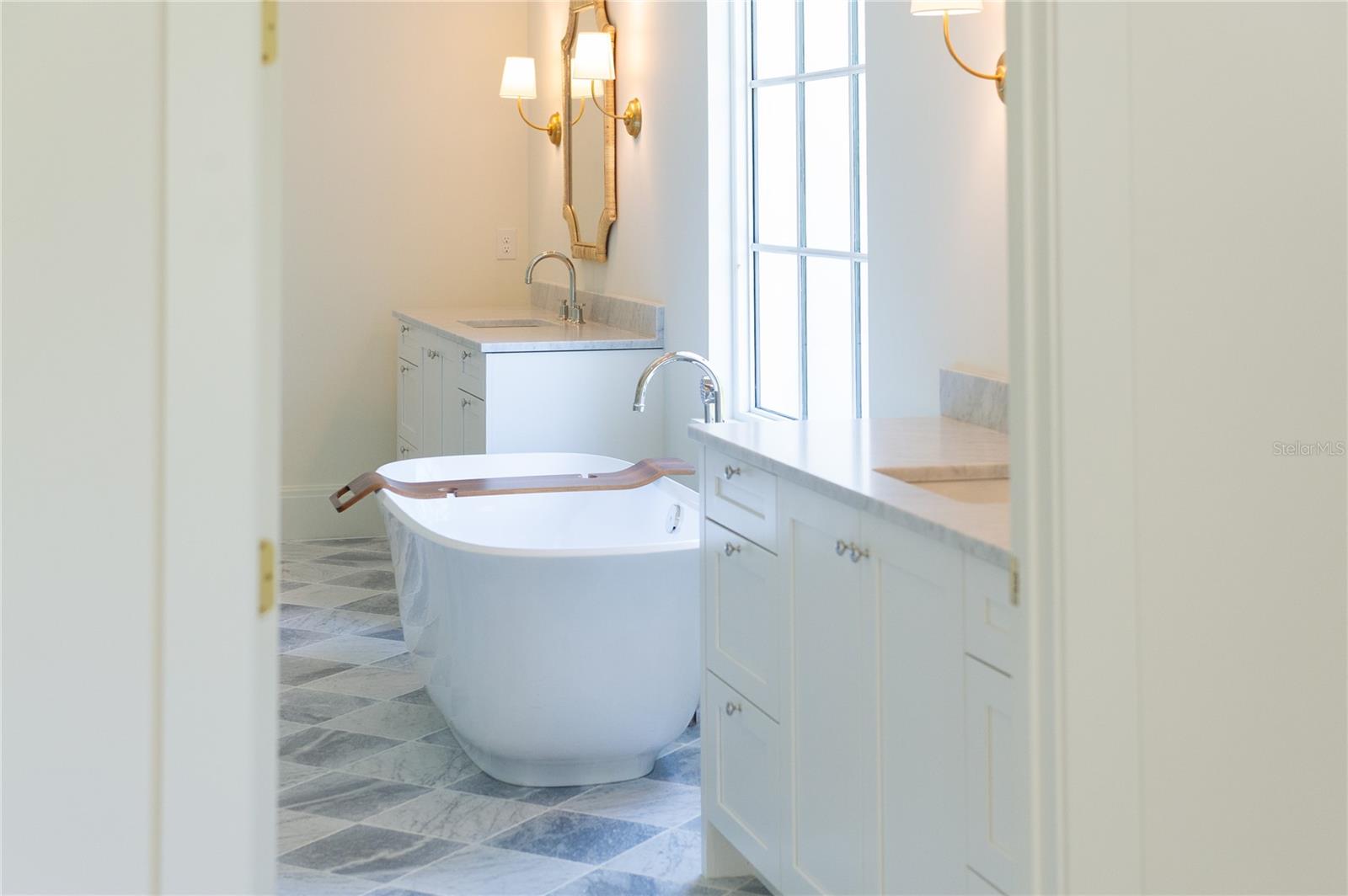 SUNSET PARK - Residential