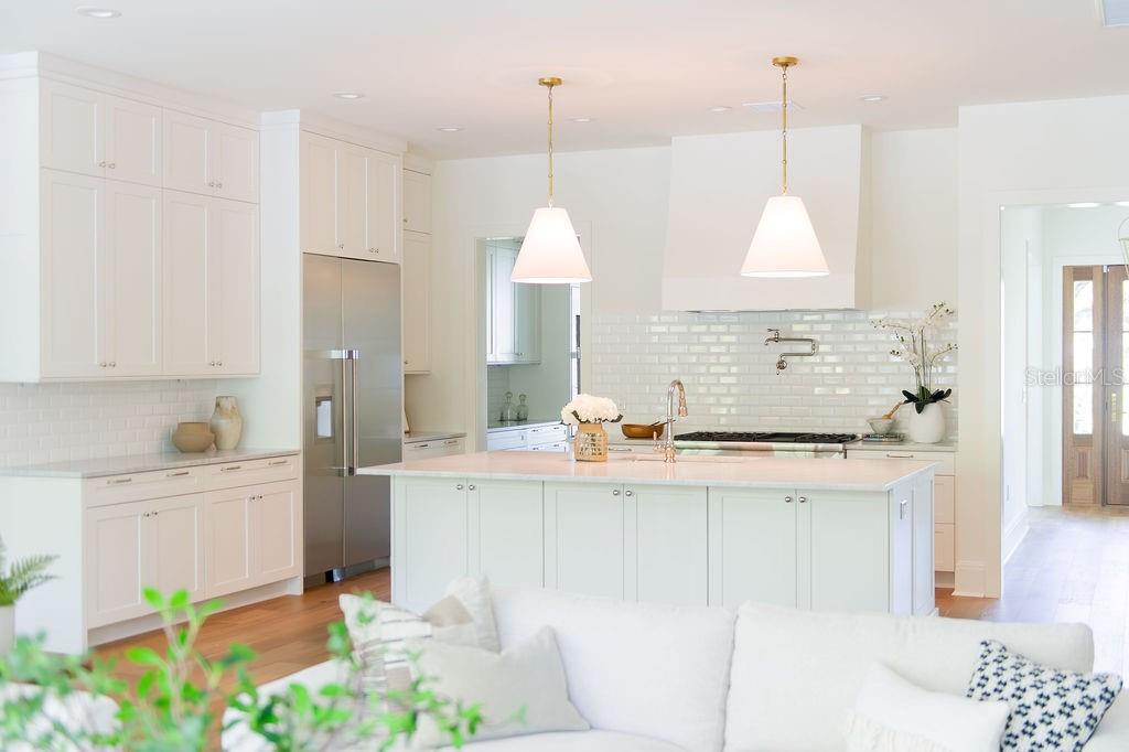 SUNSET PARK - Residential