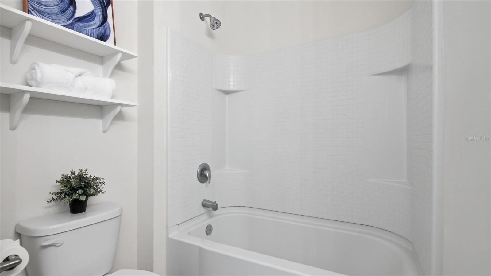 HUNTINGTON DOWNS - Residential