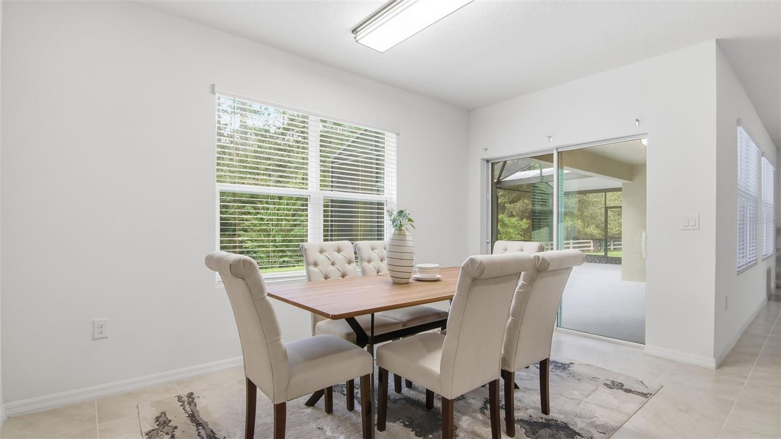 HUNTINGTON DOWNS - Residential