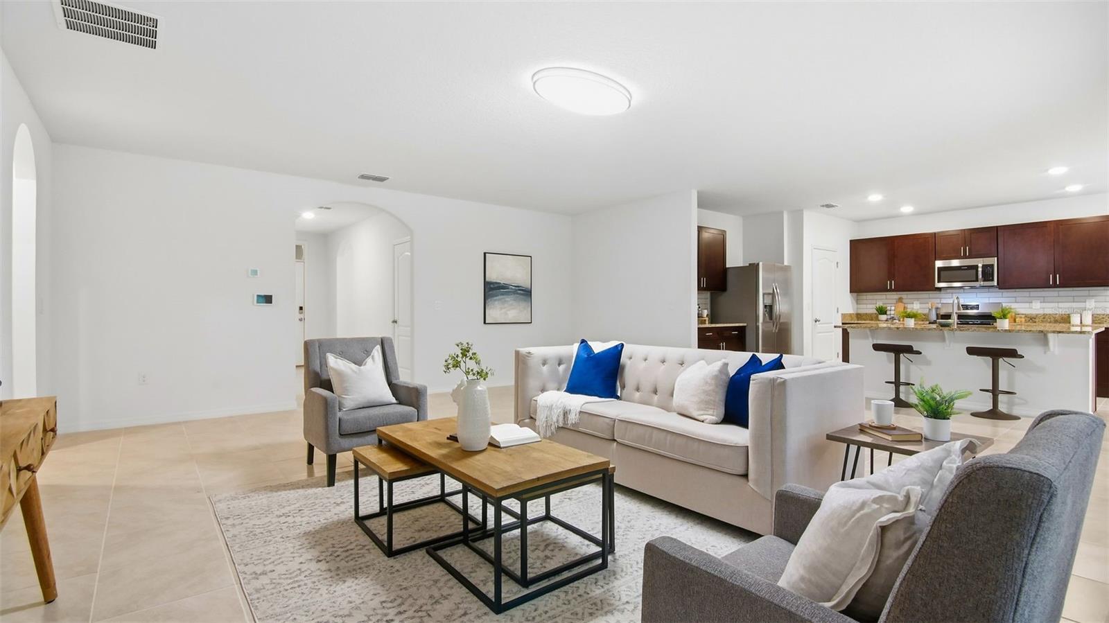 HUNTINGTON DOWNS - Residential