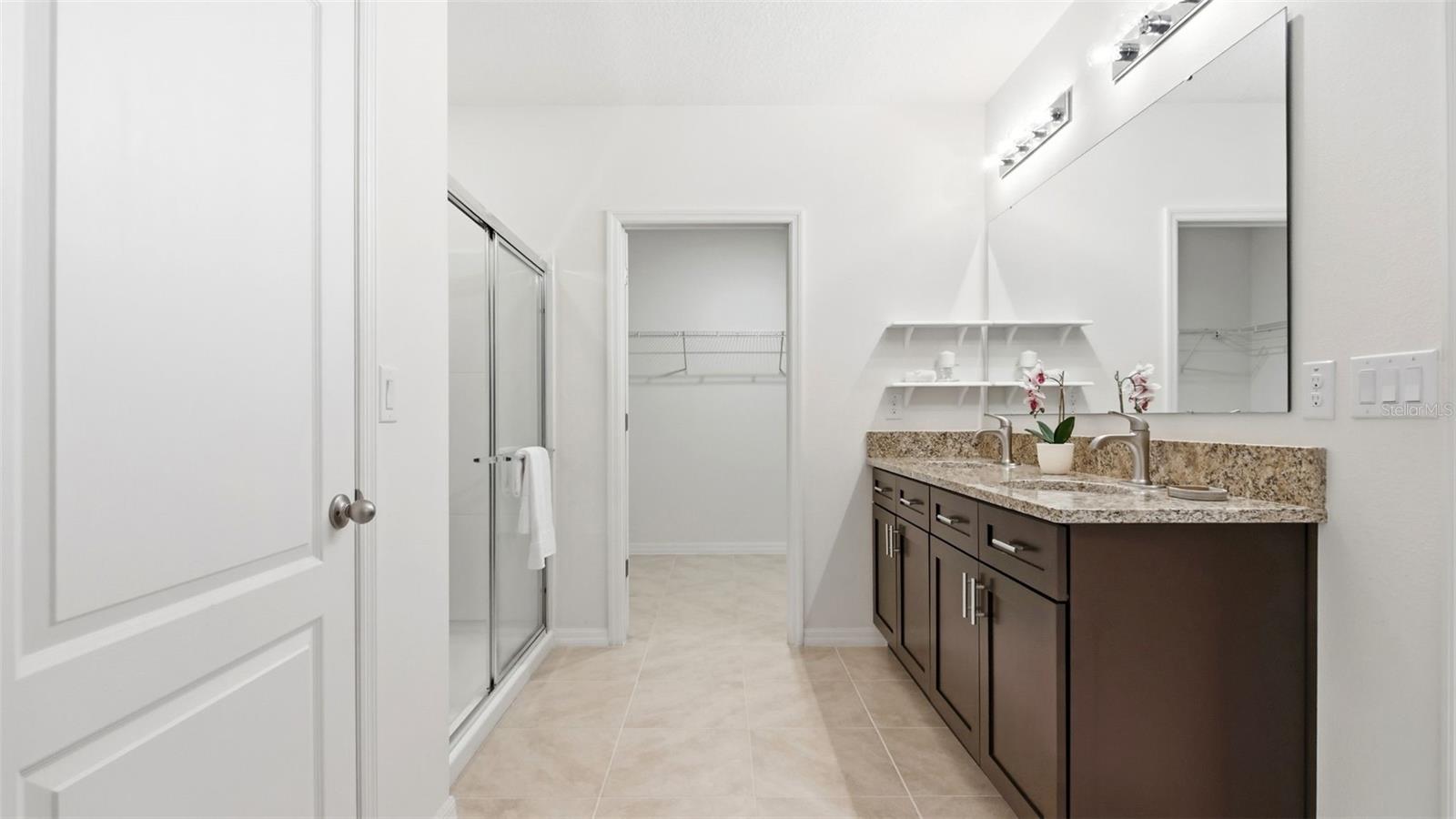 HUNTINGTON DOWNS - Residential