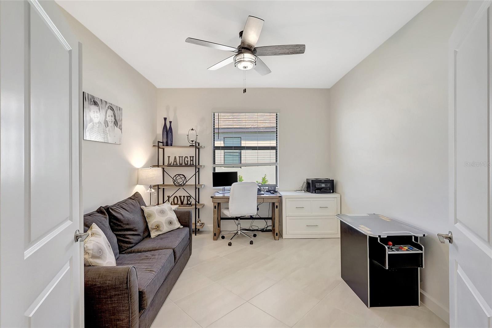 LORRAINE LAKES PH I - Residential