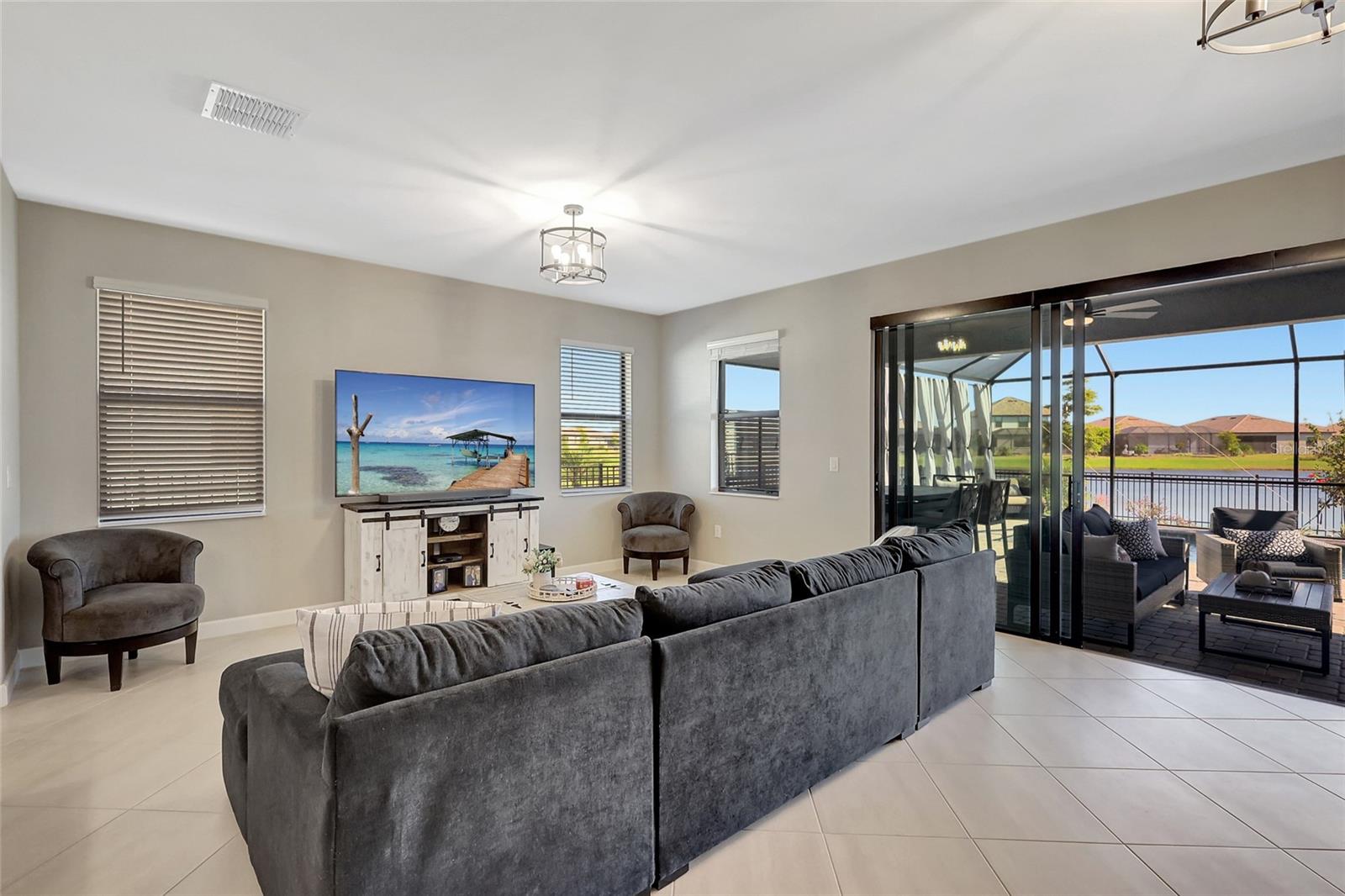 LORRAINE LAKES PH I - Residential