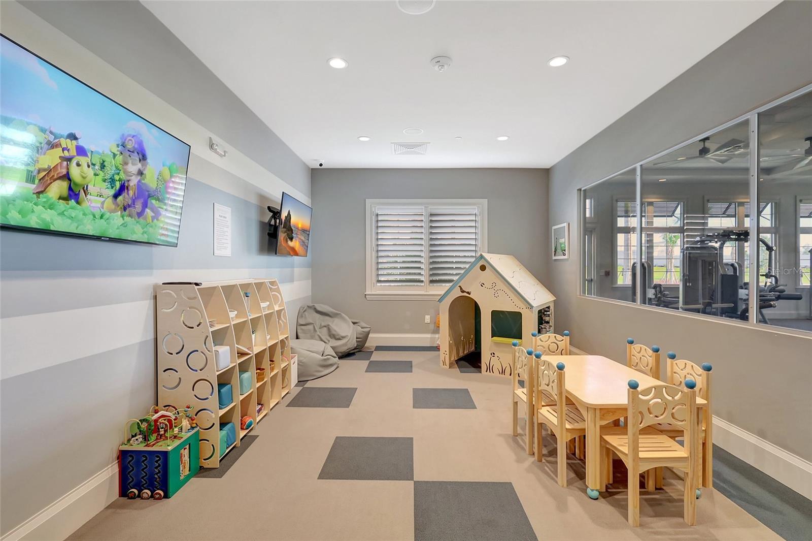 LORRAINE LAKES PH I - Residential