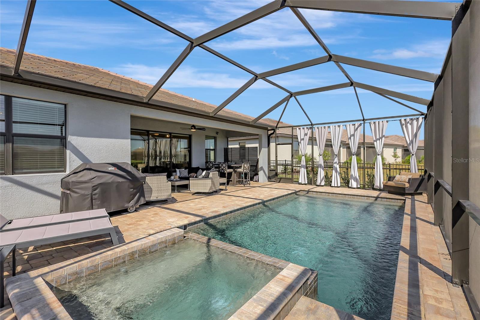 LORRAINE LAKES PH I - Residential