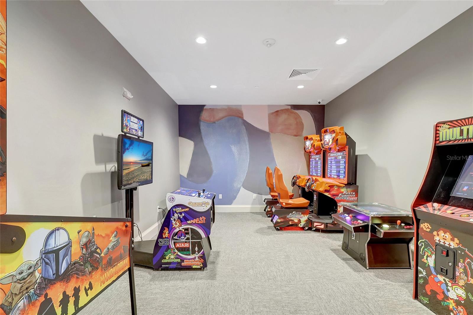 LORRAINE LAKES PH I - Residential