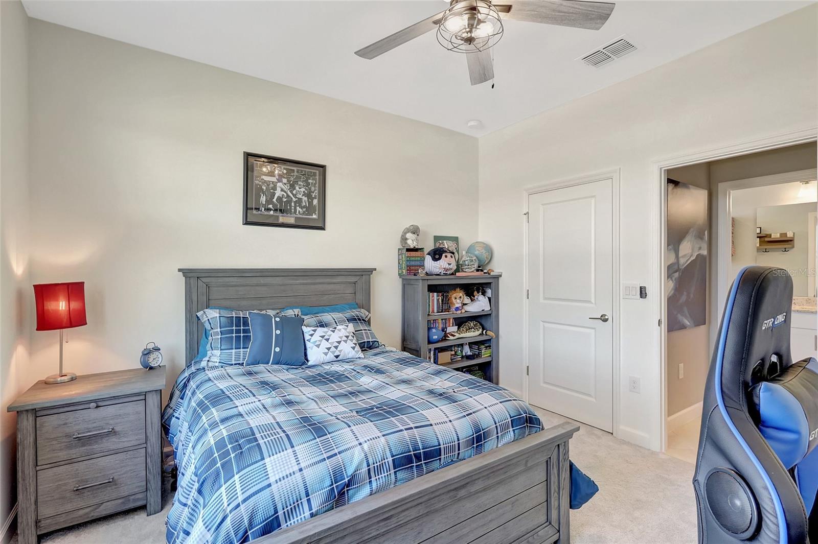 LORRAINE LAKES PH I - Residential