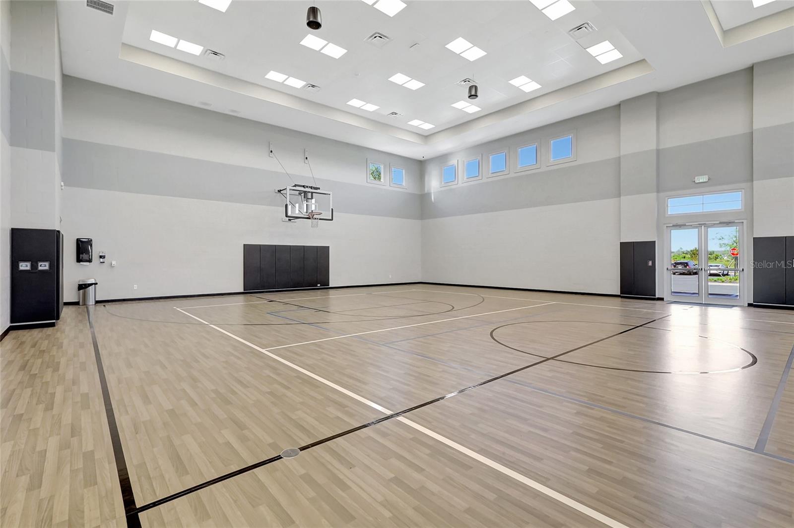 LORRAINE LAKES PH I - Residential