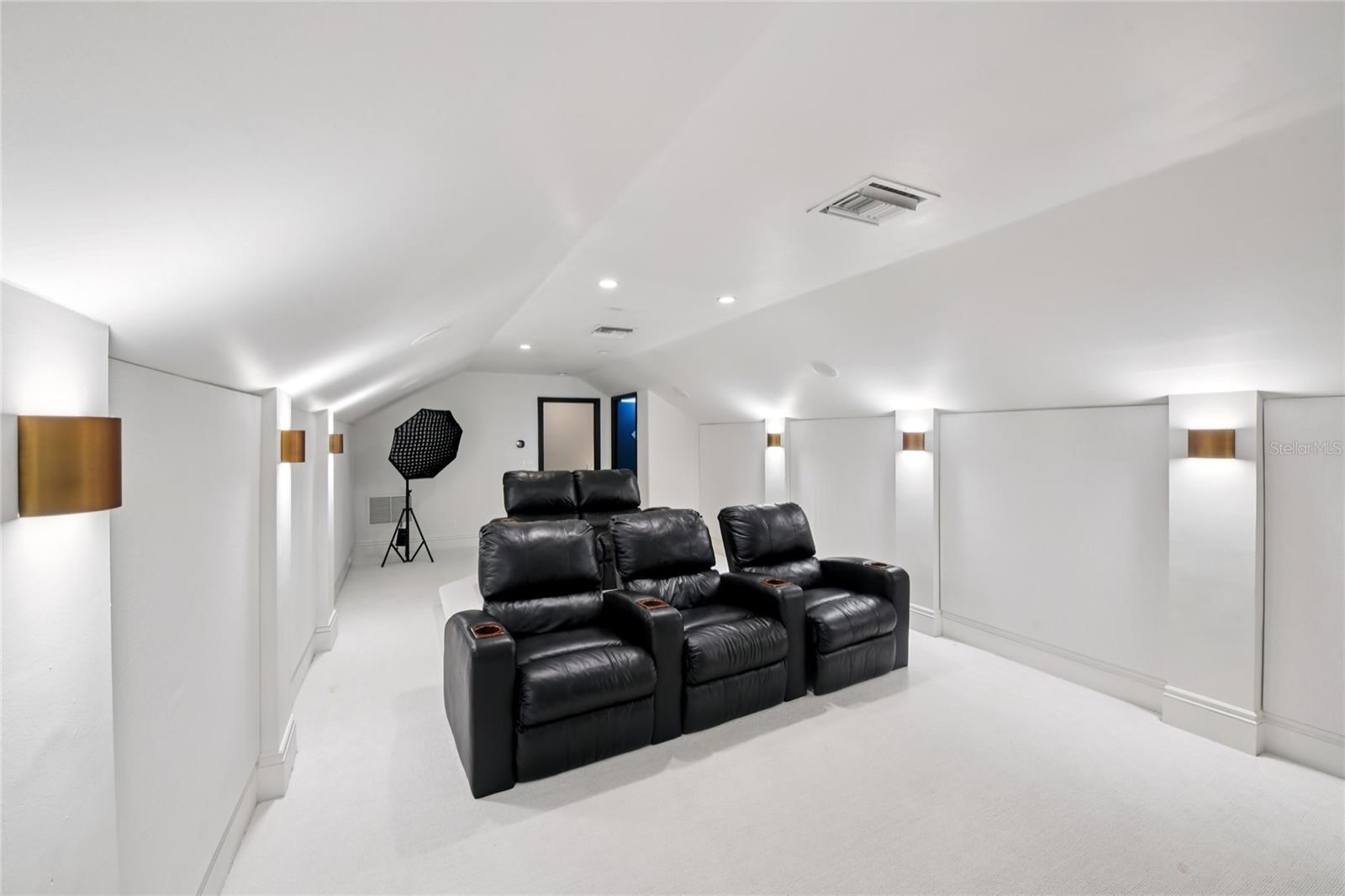 ISLE OF OSPREY - Residential