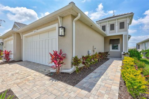 251 OKEEFFE CIRCLE BRADENTON FL 34212