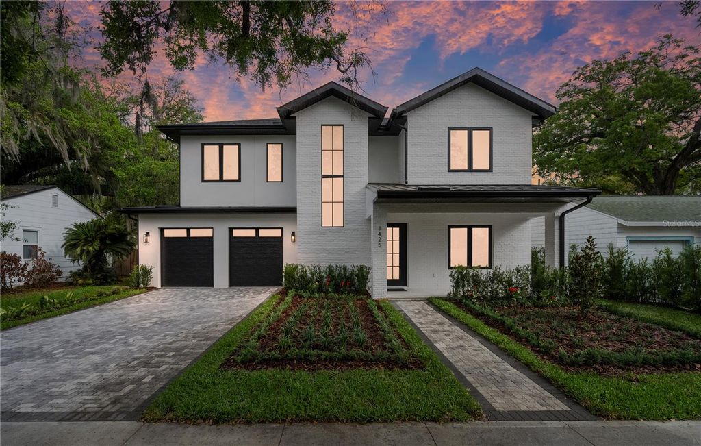 Photo of 1425 W Yale Street, Orlando, FL 32804 (MLS # O6382527)