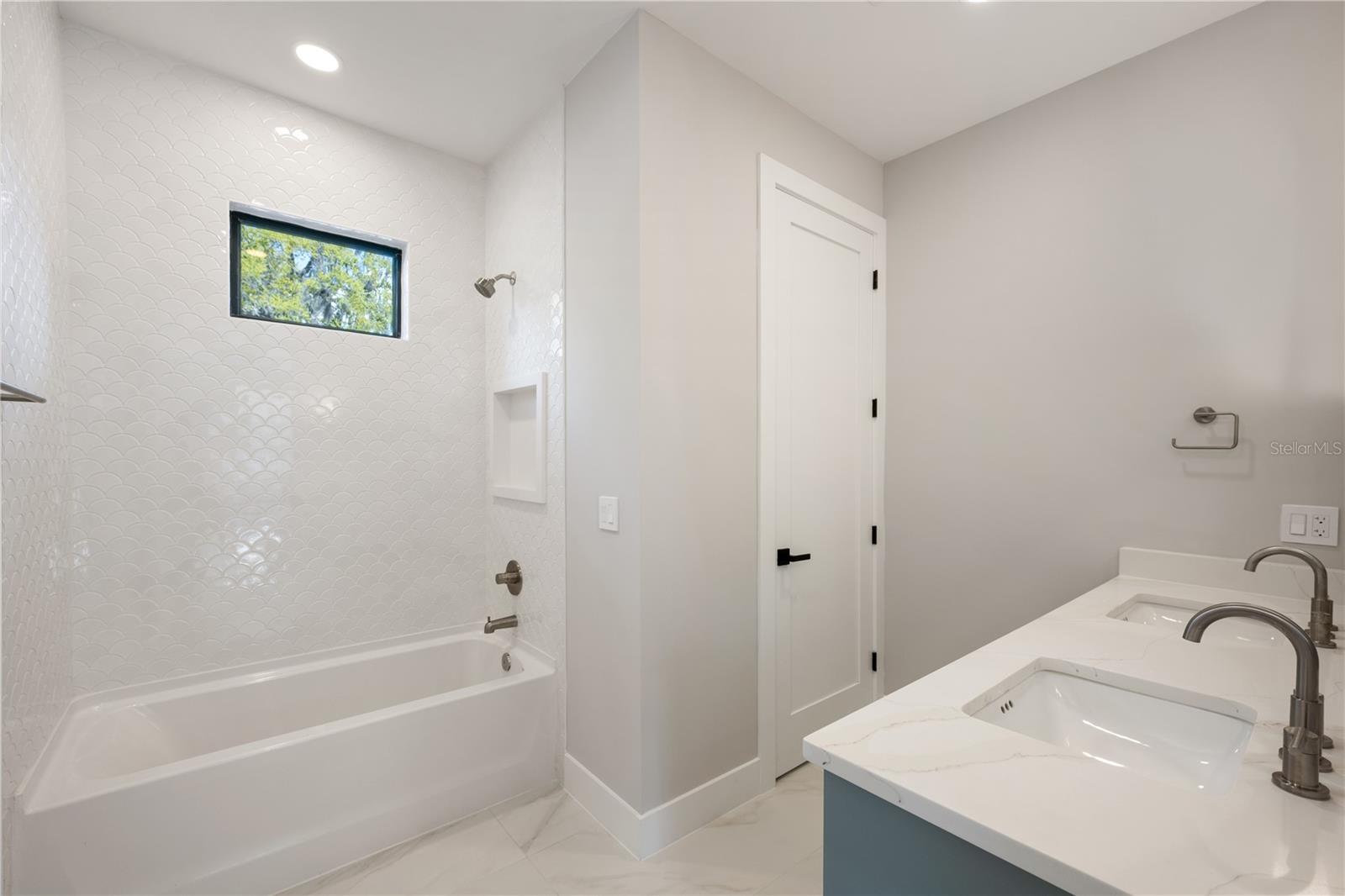 COLLEGE PARK THIRD ADD - Residential