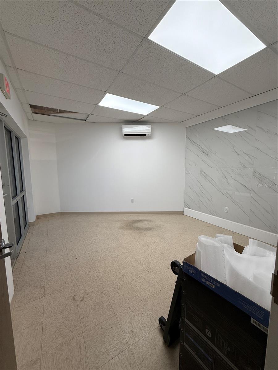 BIG BEND PROFESSIONAL CENTER I CONDO - Commercial Lease