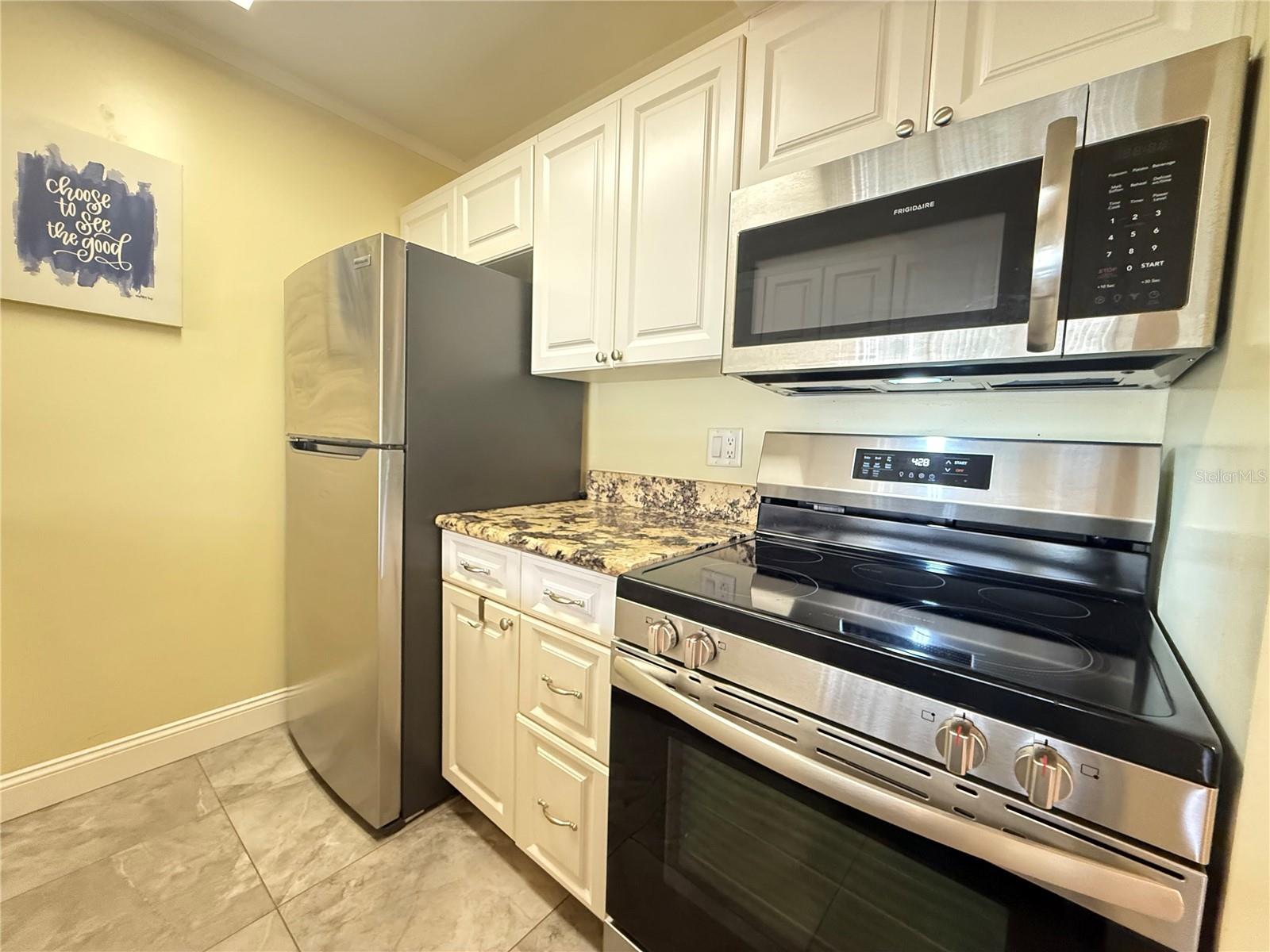 VILLAS CAPRI CONDO - Residential