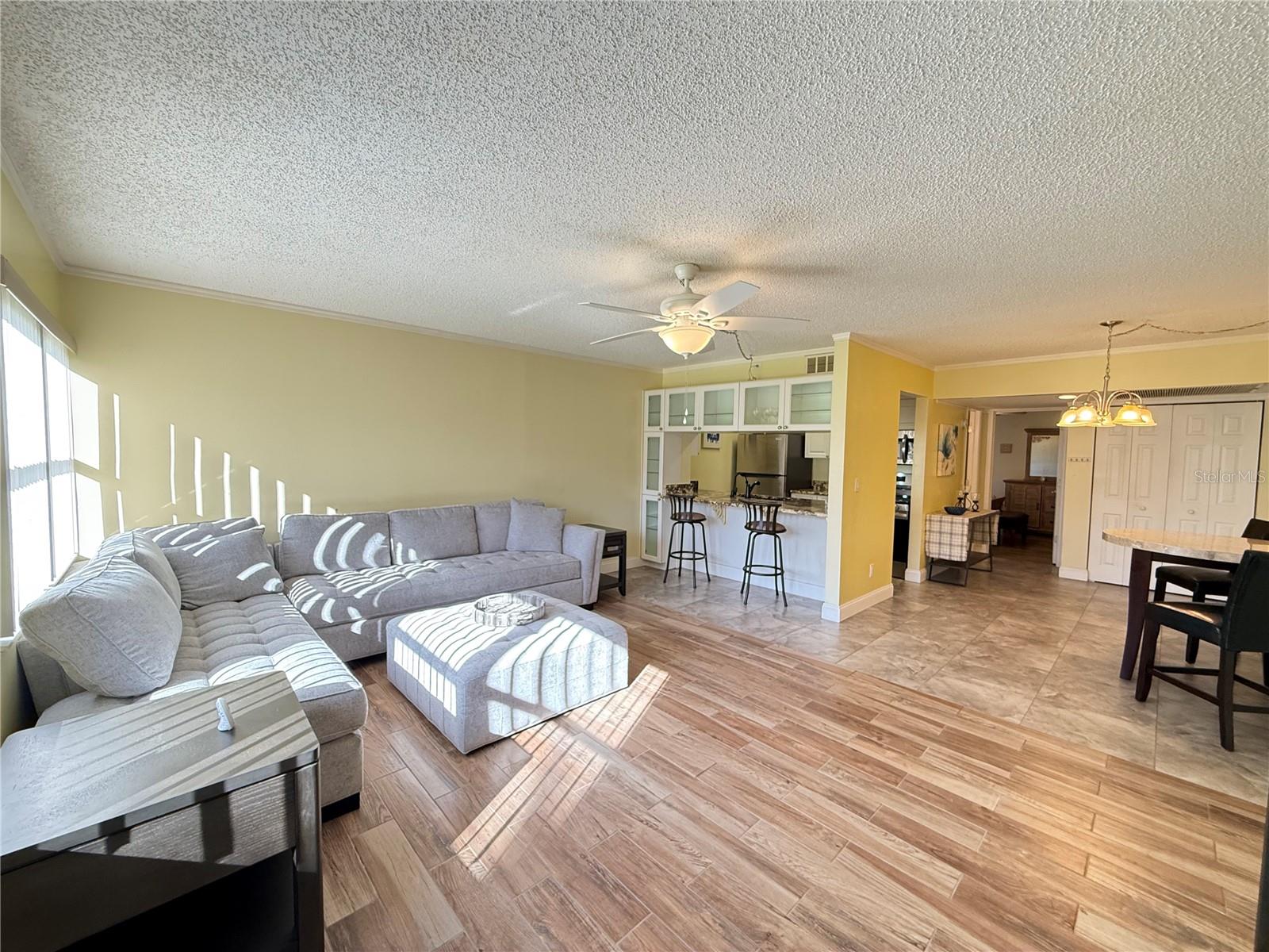 VILLAS CAPRI CONDO - Residential