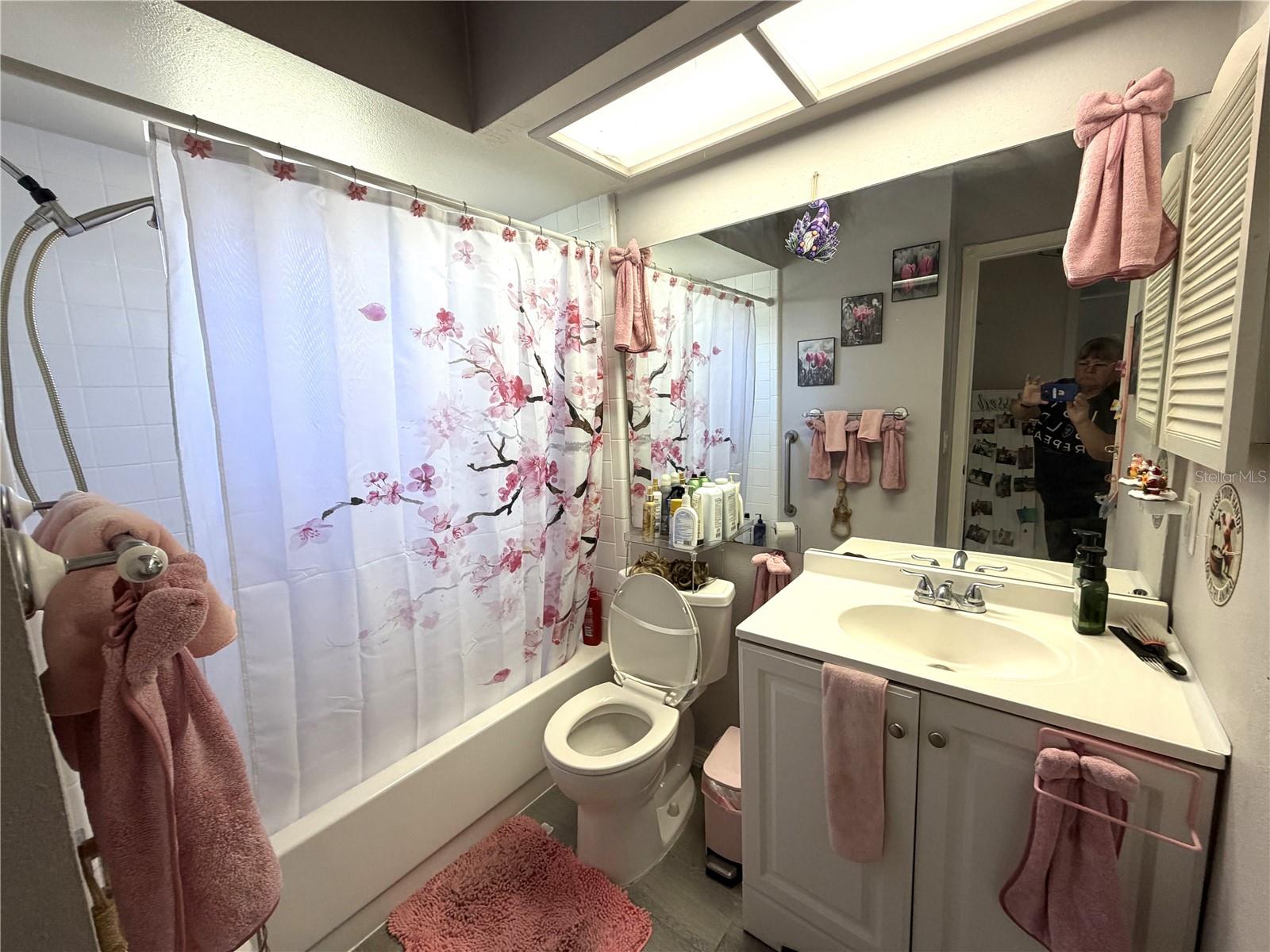 TIMBER OAKS - Residential