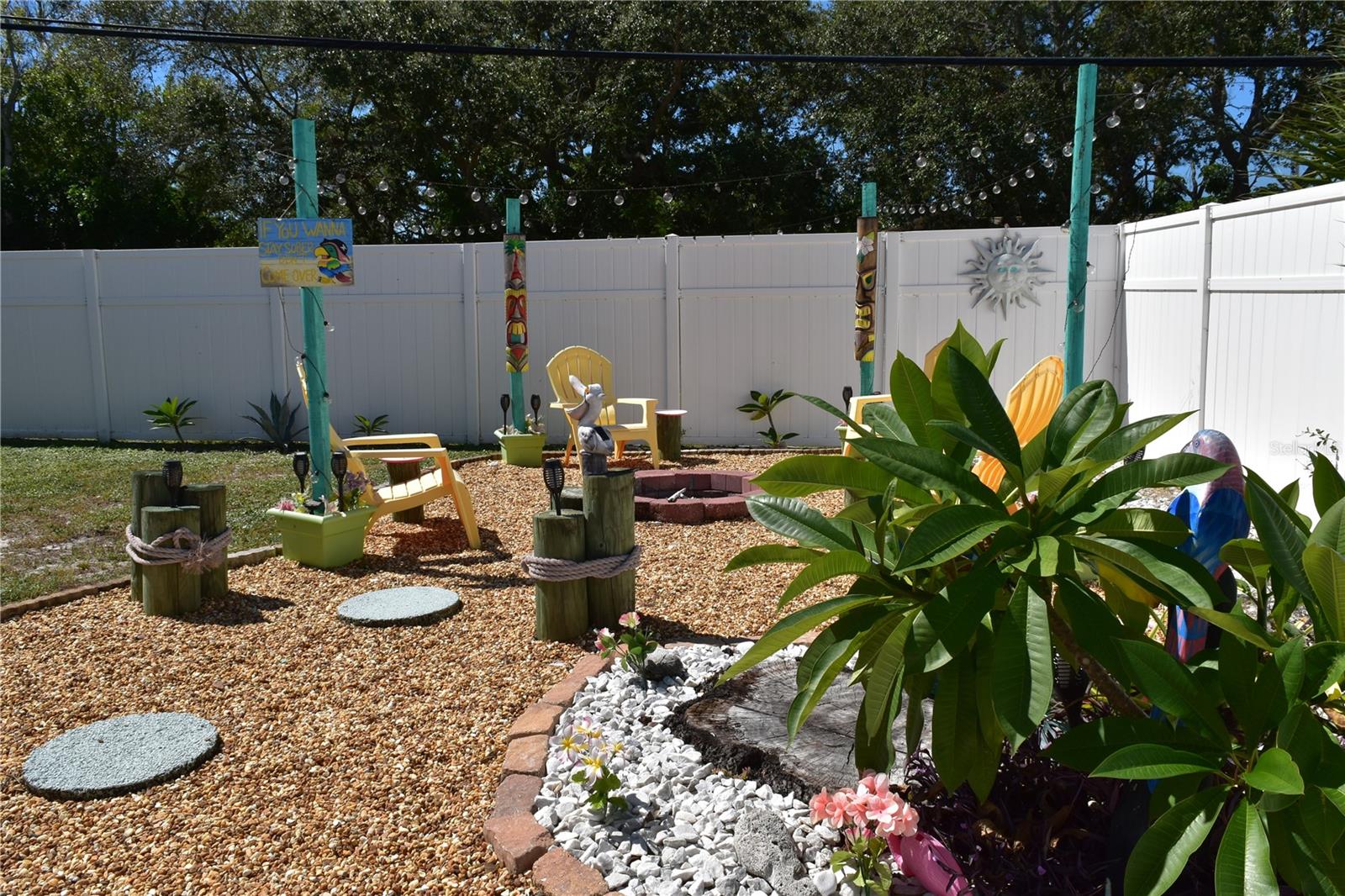 SOUTH VENICE - Residential