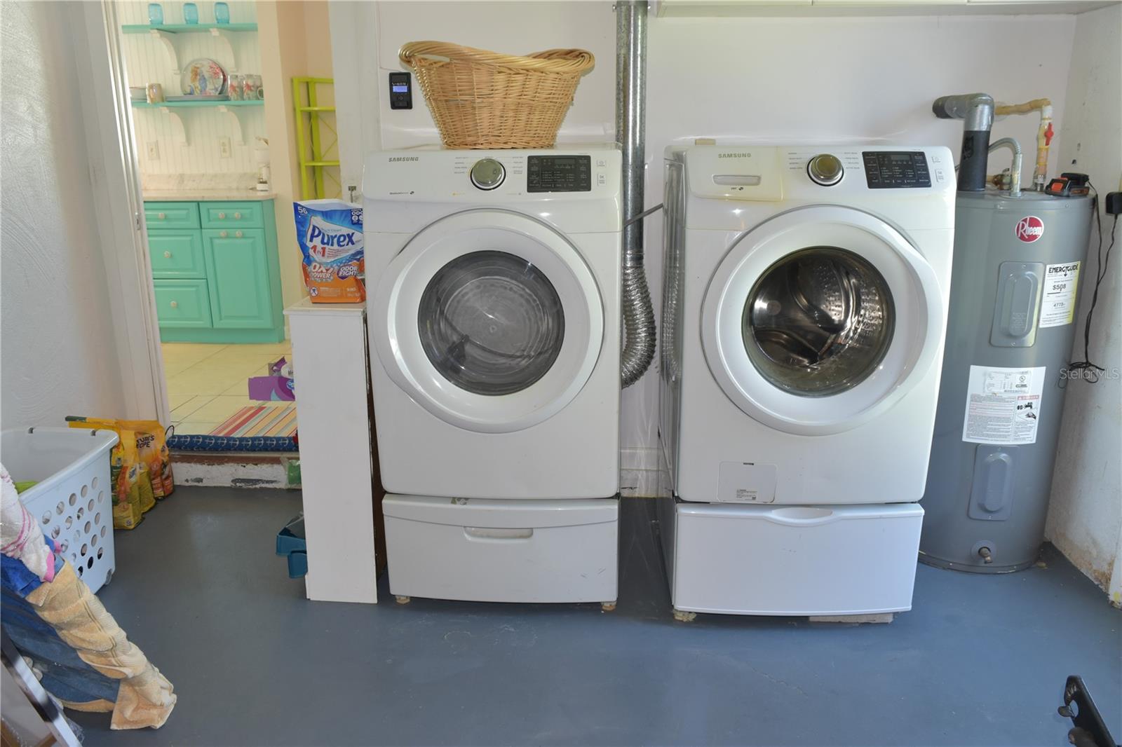 SOUTH VENICE - Residential