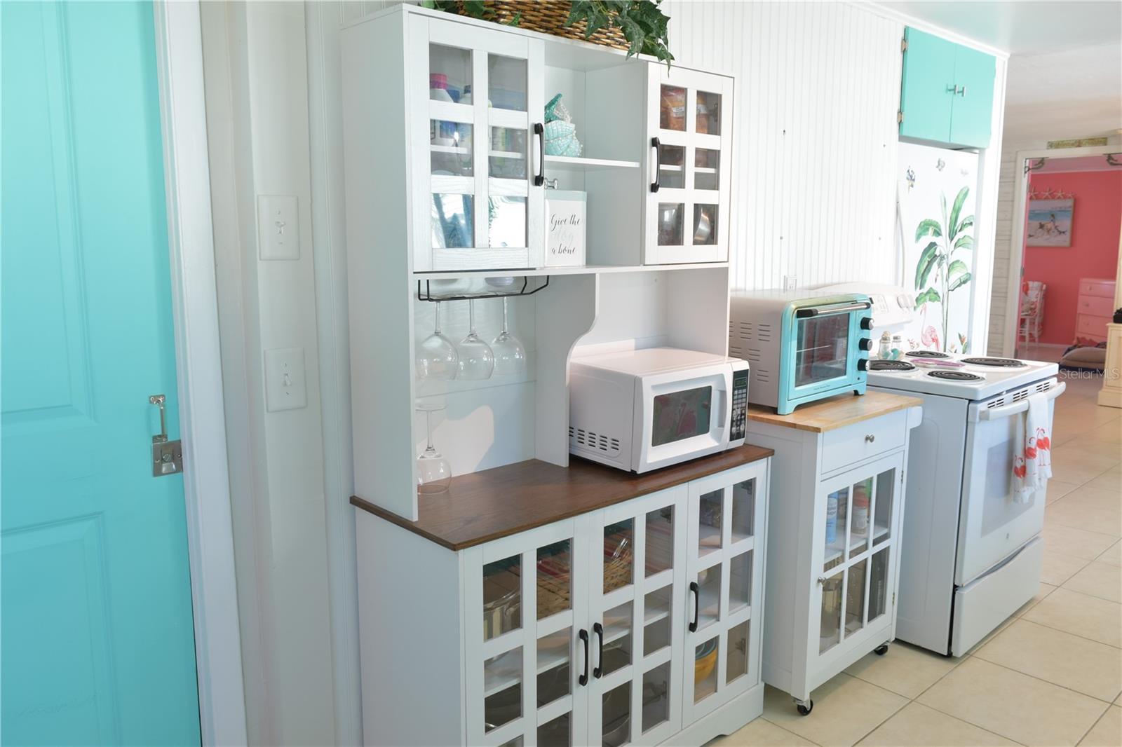 SOUTH VENICE - Residential