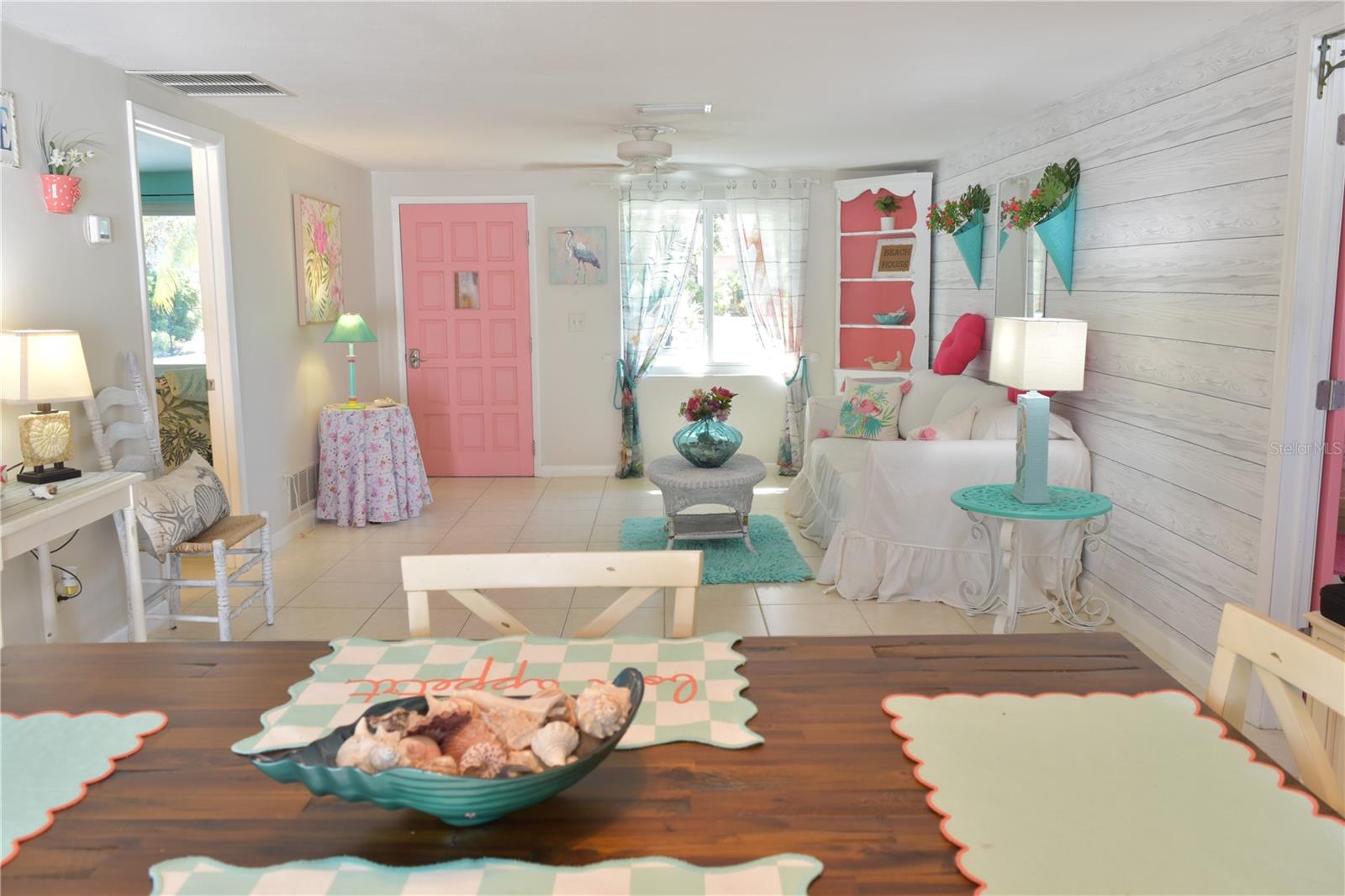 SOUTH VENICE - Residential