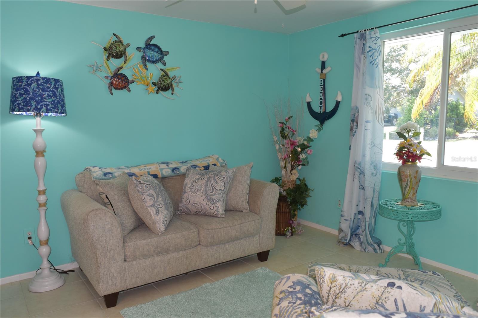 SOUTH VENICE - Residential