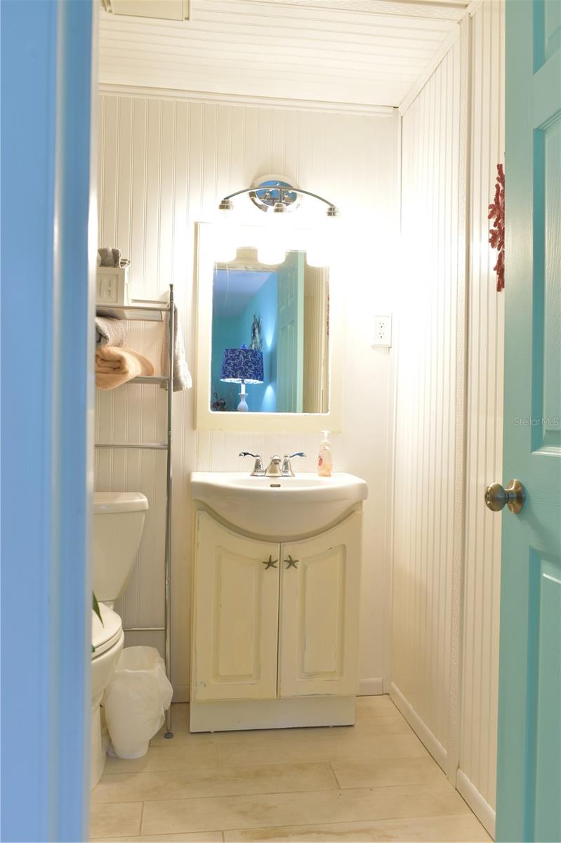 SOUTH VENICE - Residential