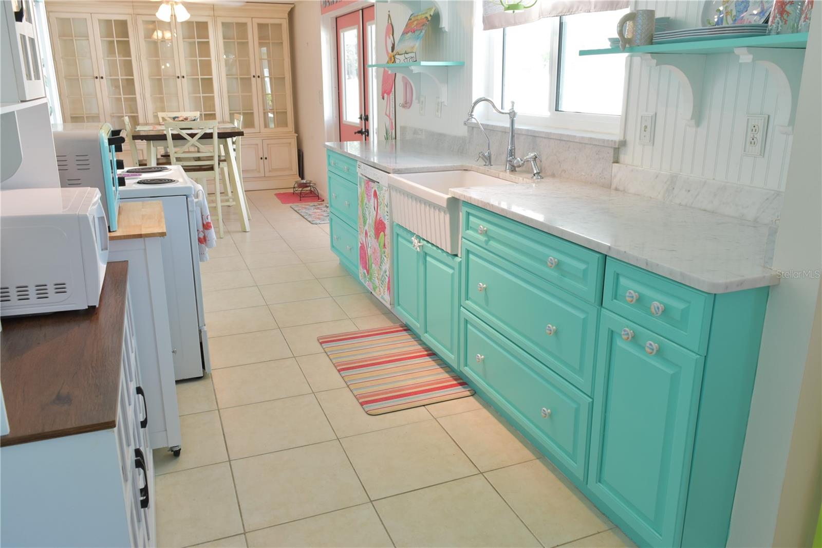 SOUTH VENICE - Residential