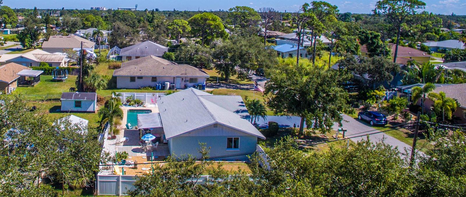 SOUTH VENICE - Residential