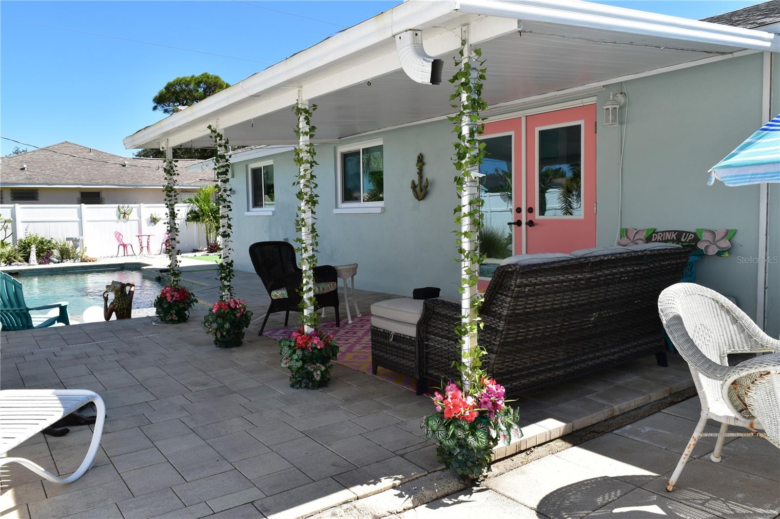 SOUTH VENICE - Residential