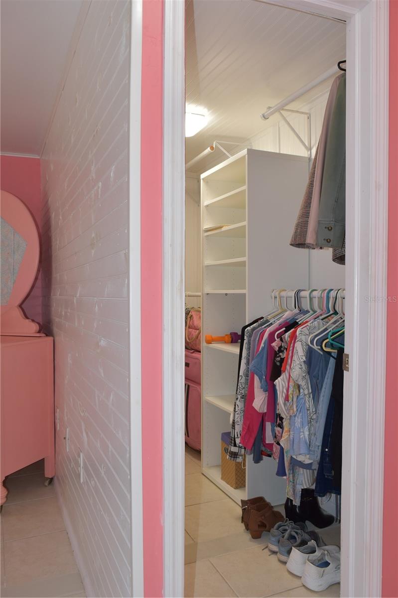 SOUTH VENICE - Residential