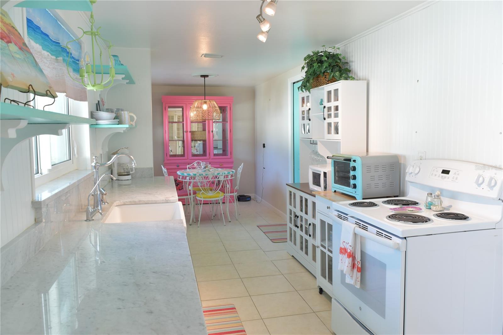 SOUTH VENICE - Residential