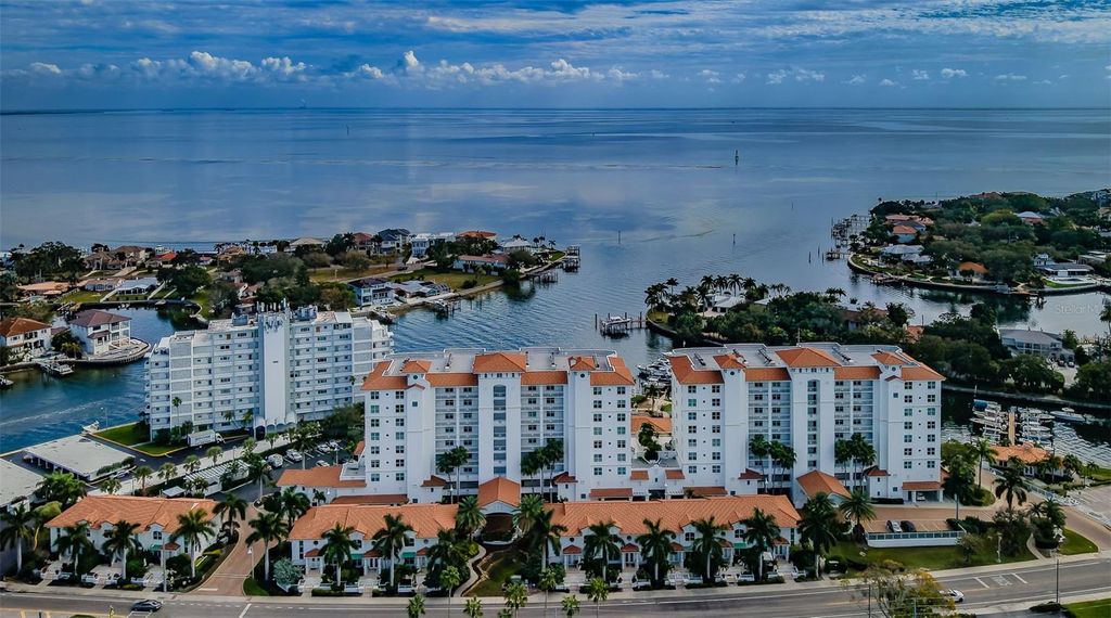 Photo of 1325 Snell Isle Boulevard NE #611, St Petersburg, FL 33704 (MLS # TB8429142)
