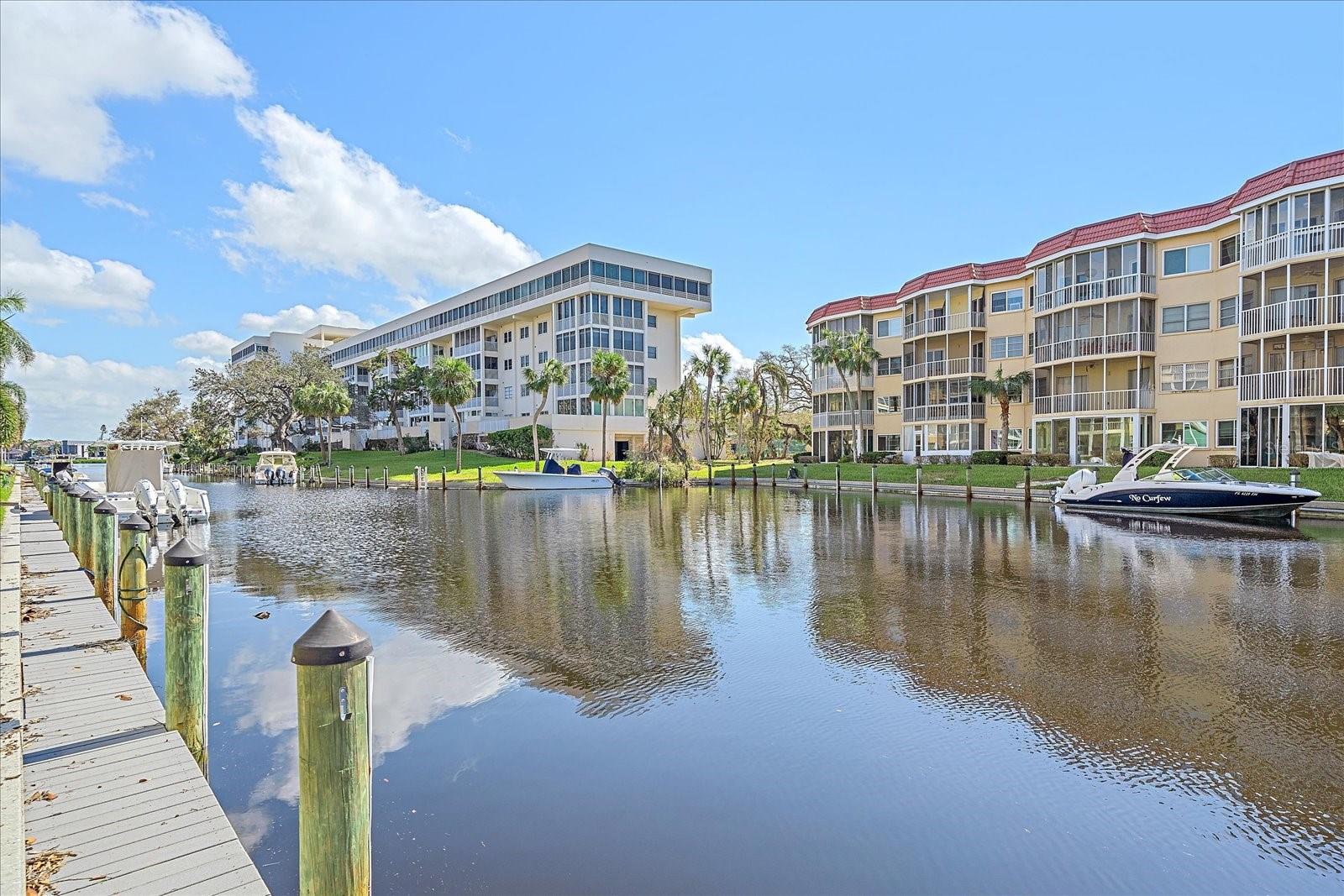 SIESTA HARBOR II - Residential