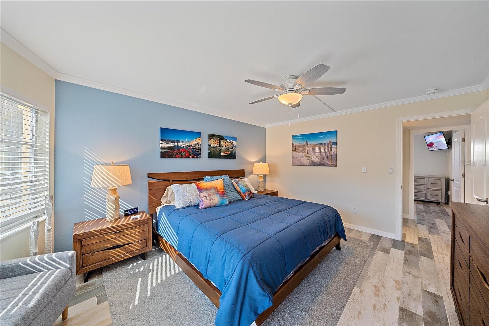 SIESTA HARBOR II - Residential