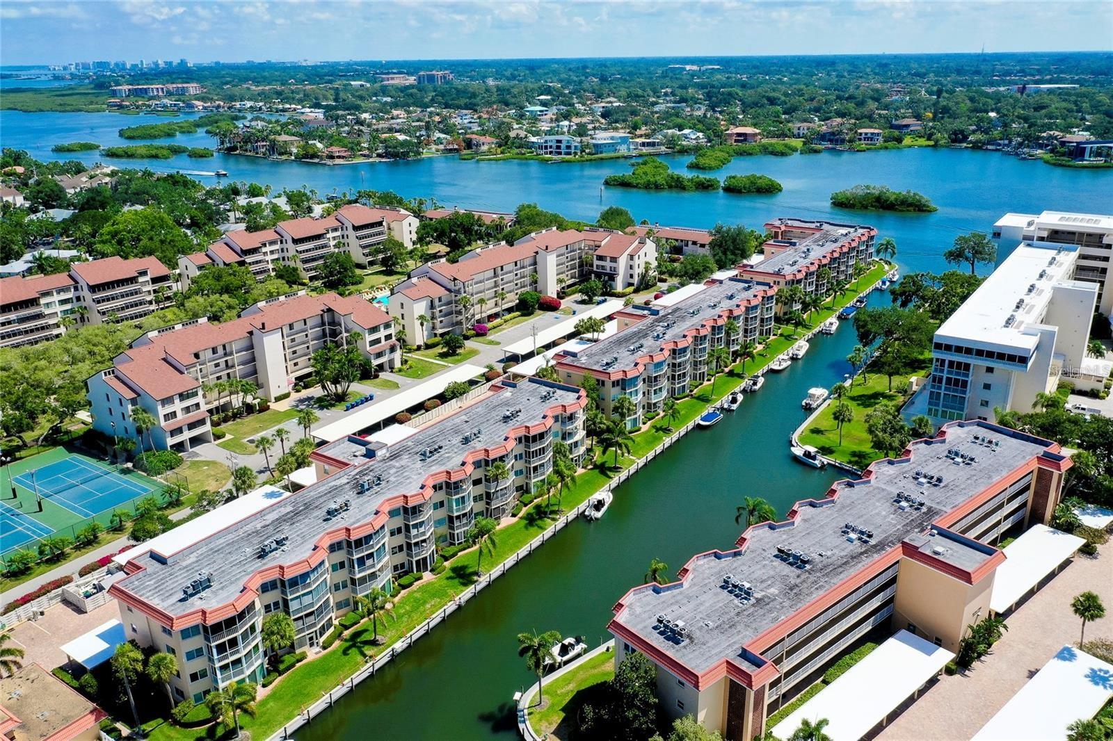 SIESTA HARBOR II - Residential