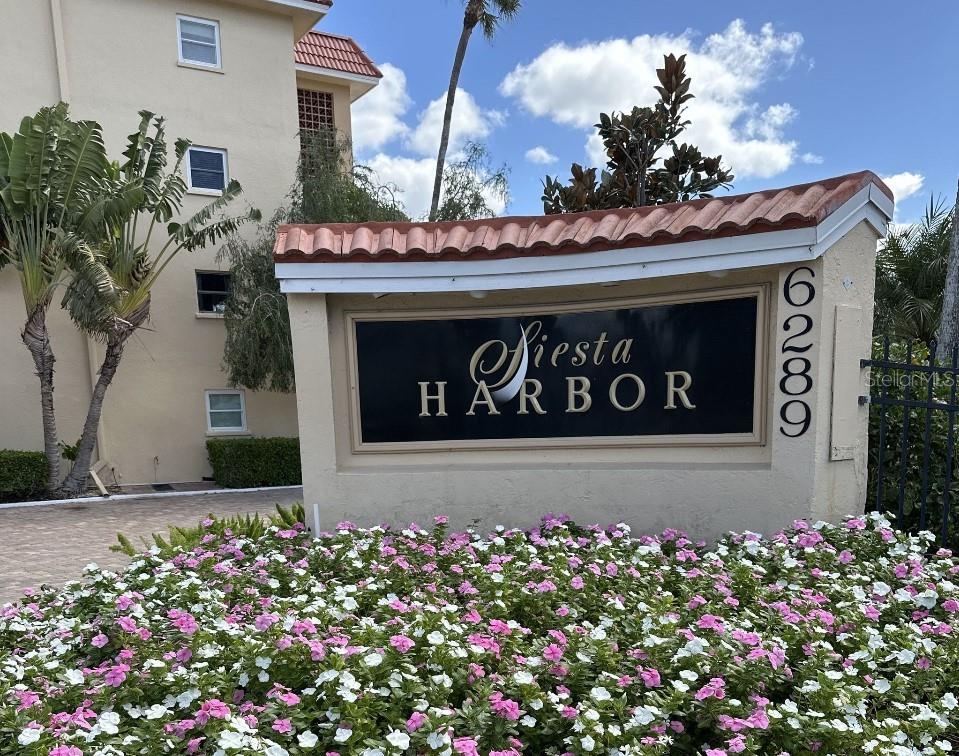 SIESTA HARBOR II - Residential