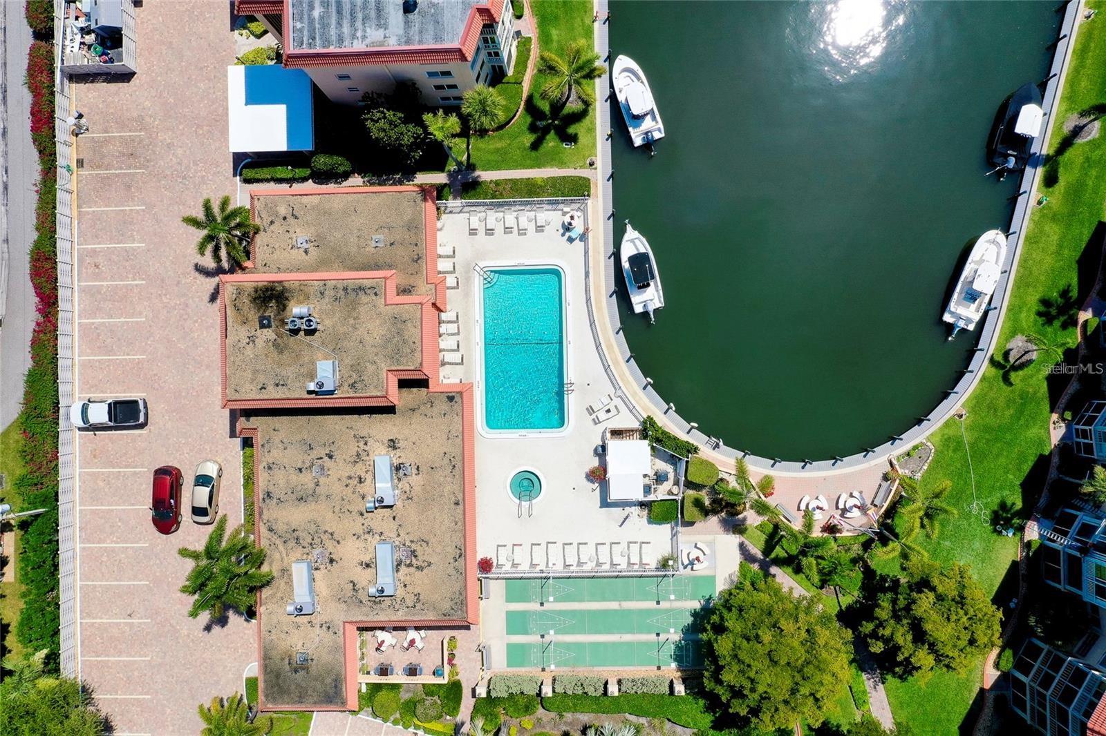 SIESTA HARBOR II - Residential