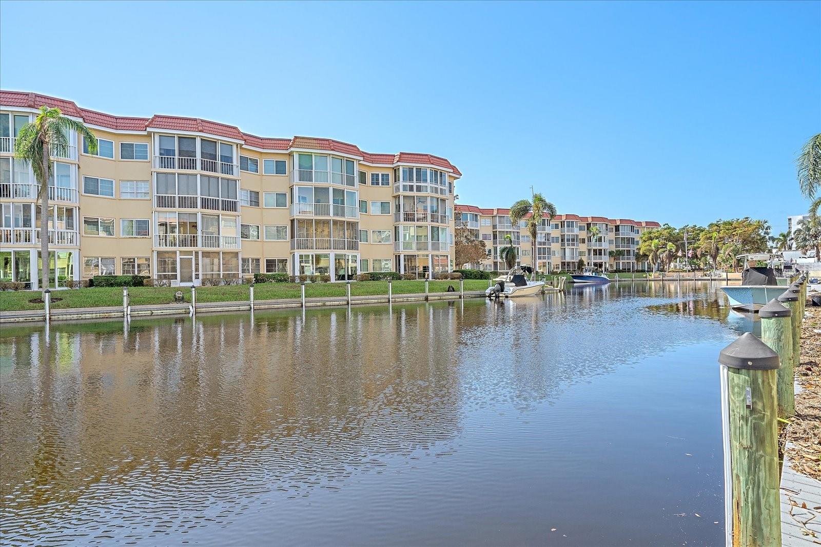 SIESTA HARBOR II - Residential