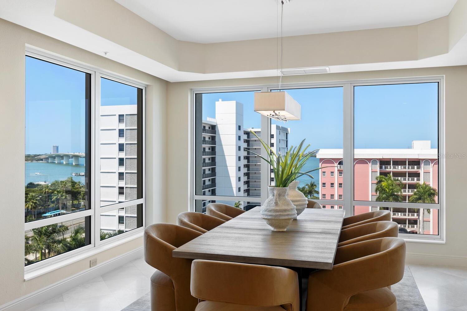 THE TOWER RESIDENCES - Residential