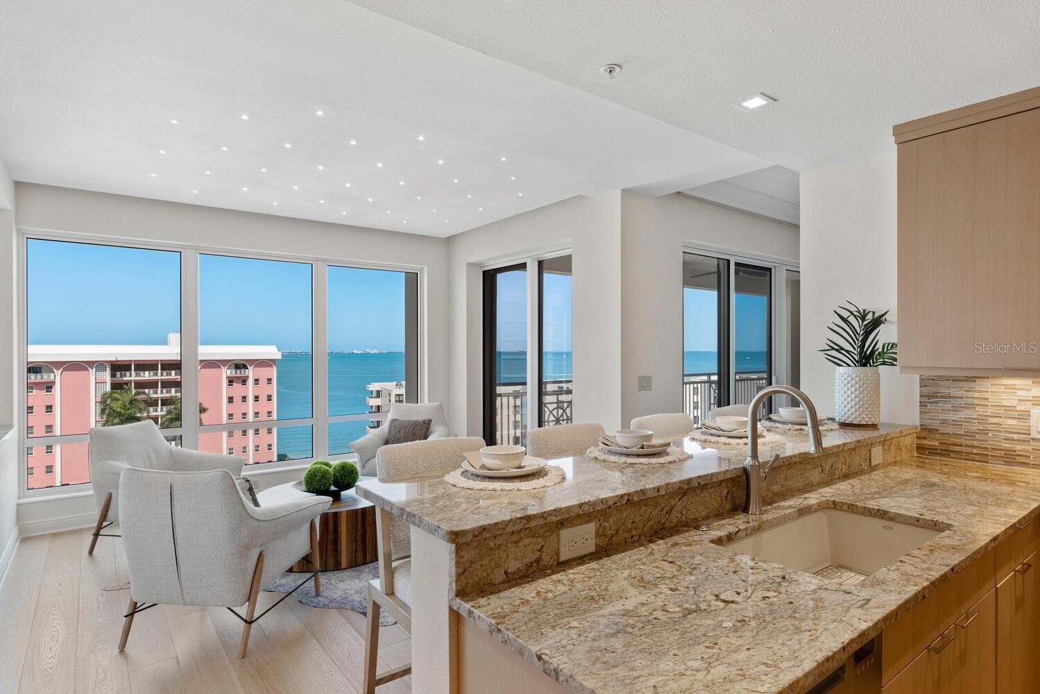 THE TOWER RESIDENCES - Residential