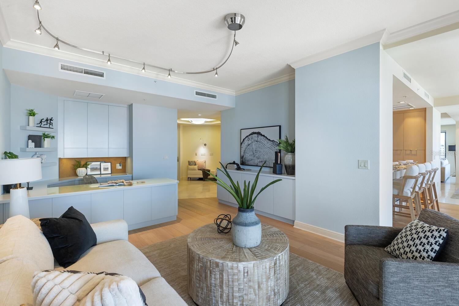 THE TOWER RESIDENCES - Residential