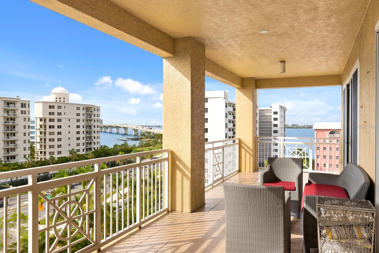 THE TOWER RESIDENCES - Residential