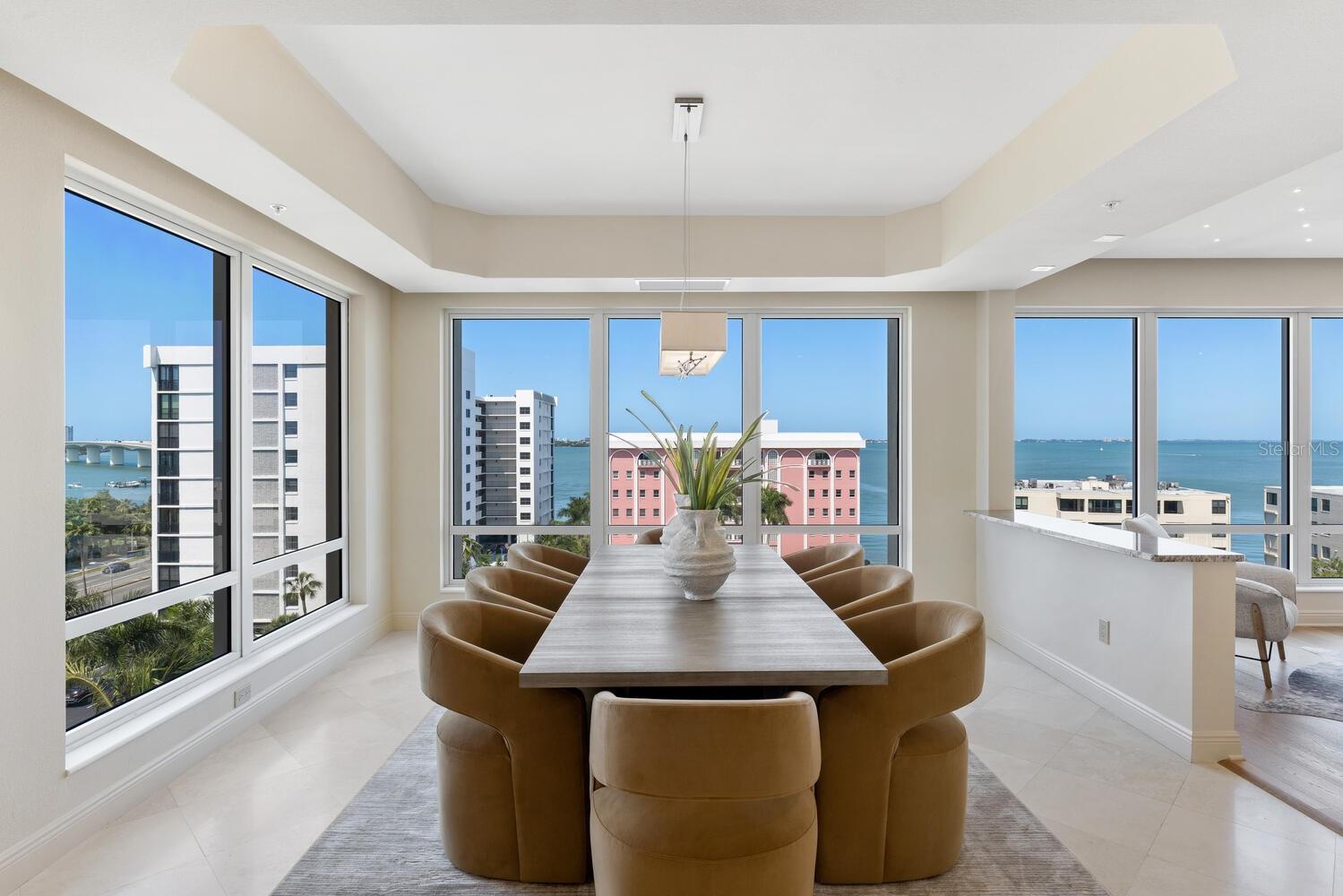 THE TOWER RESIDENCES - Residential