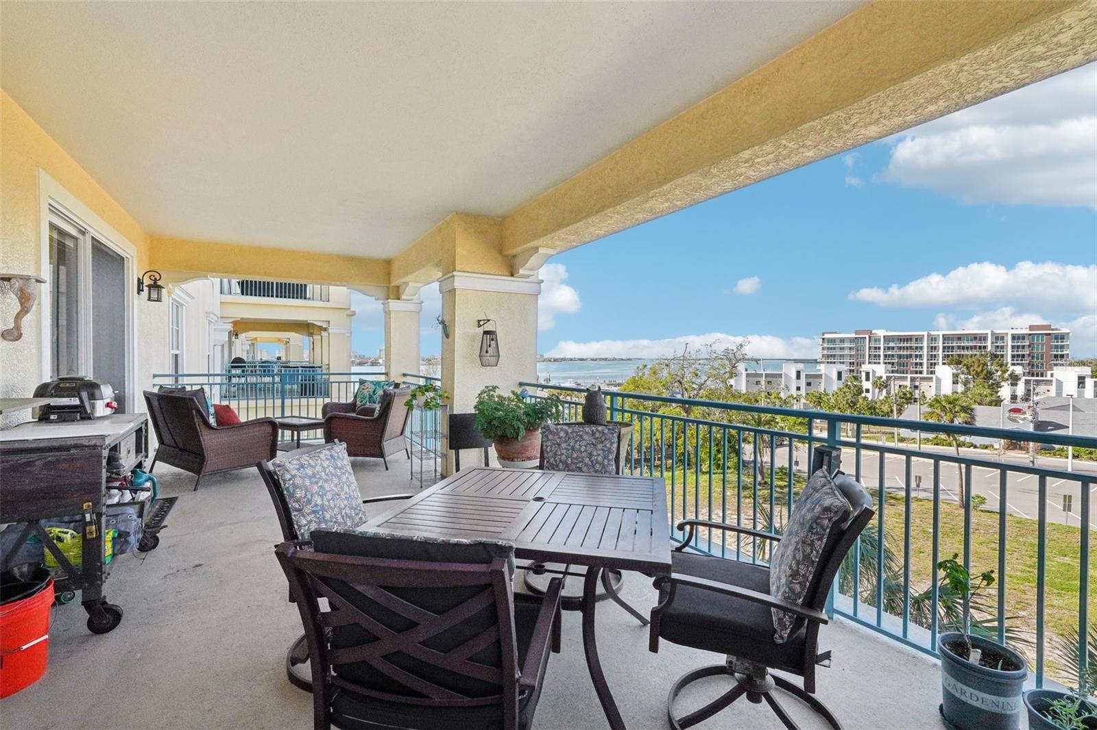 700 N OSCEOLA AVENUE 504