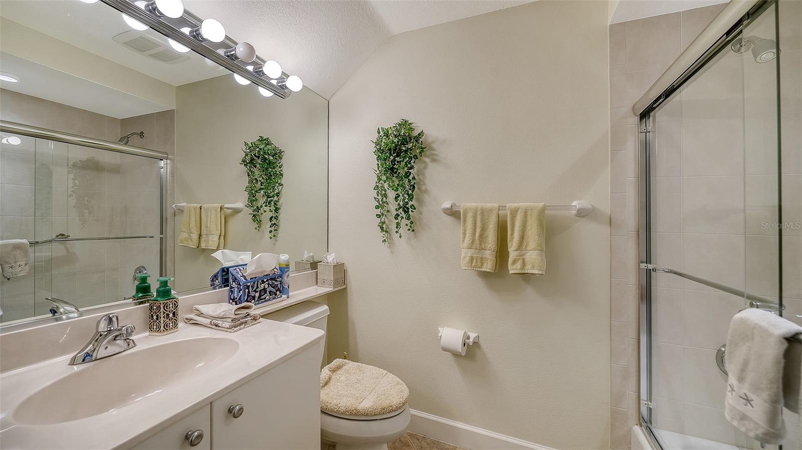 BOTANICA - Residential