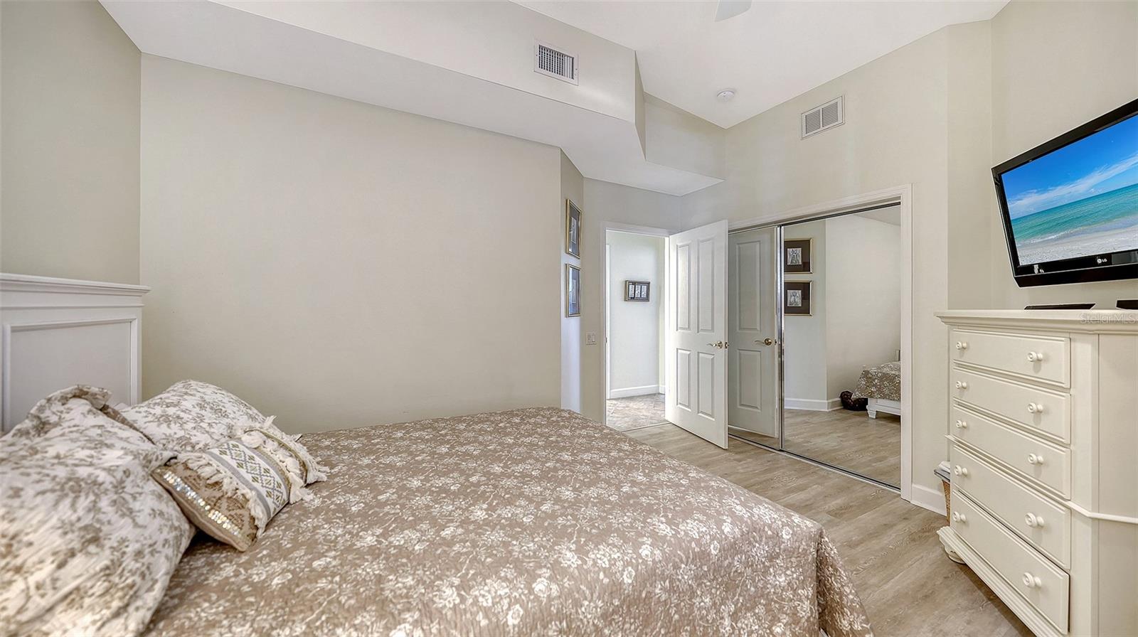 BOTANICA - Residential