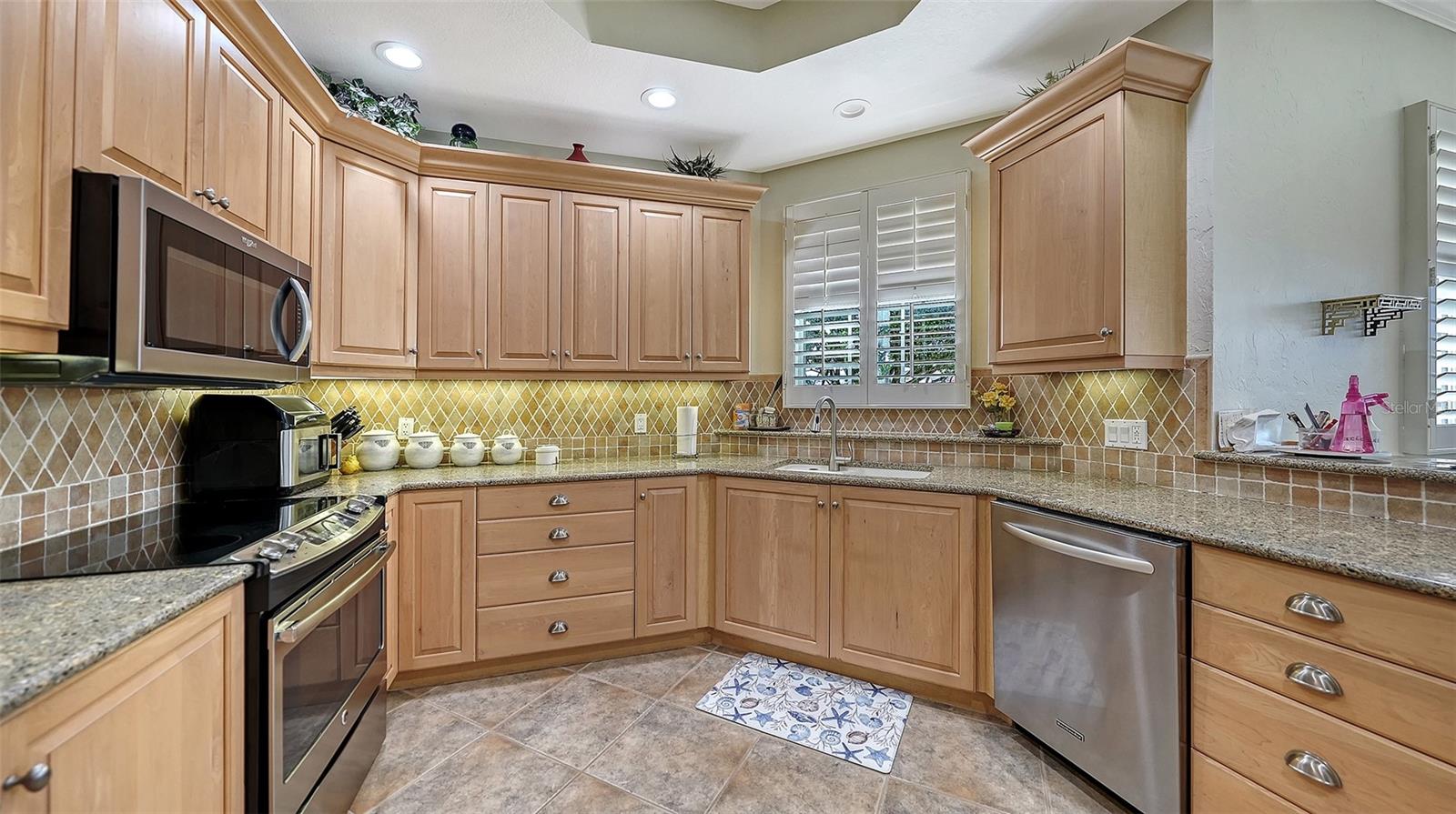 BOTANICA - Residential